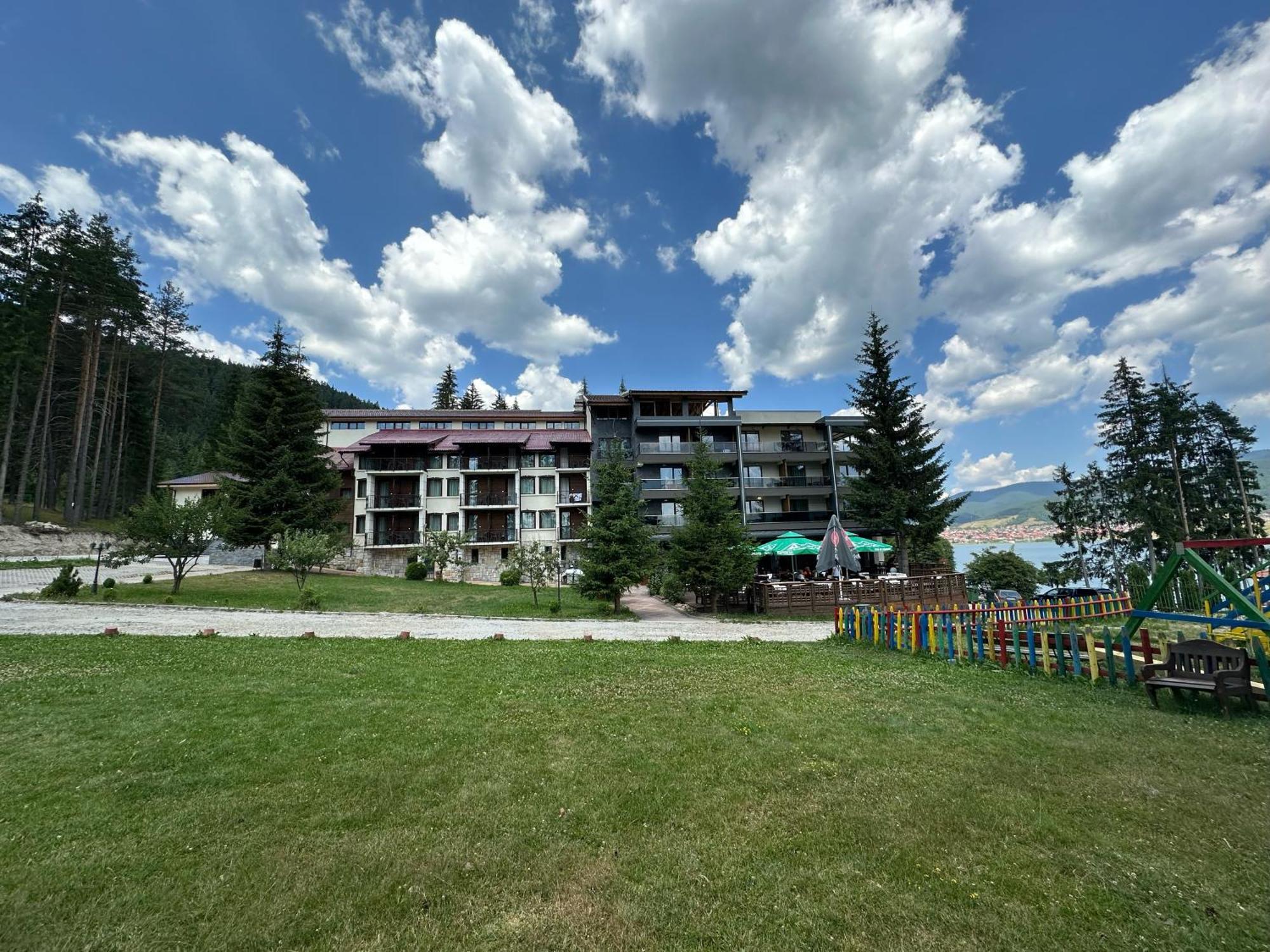 Hotel Merdjan Sarnitsa Eksteriør bilde